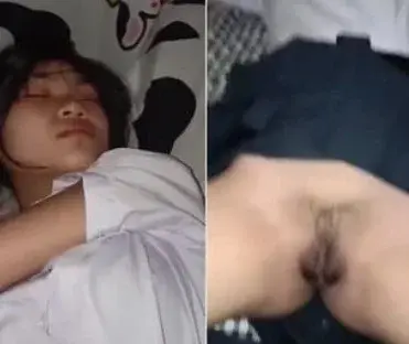 Bokep Indo Terbaru Roknya Kesingkap Pas Tidur Berujung di Geli Geli Sempit Memijit